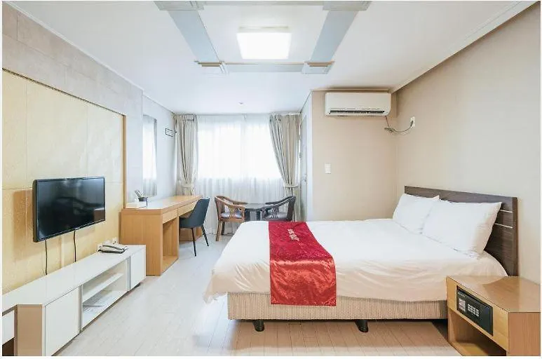 R&T Hotel Jeju