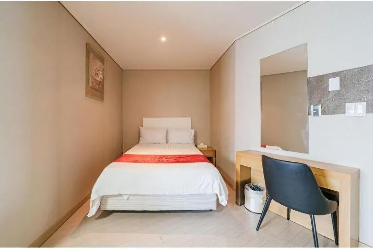 R&T Hotel Jeju